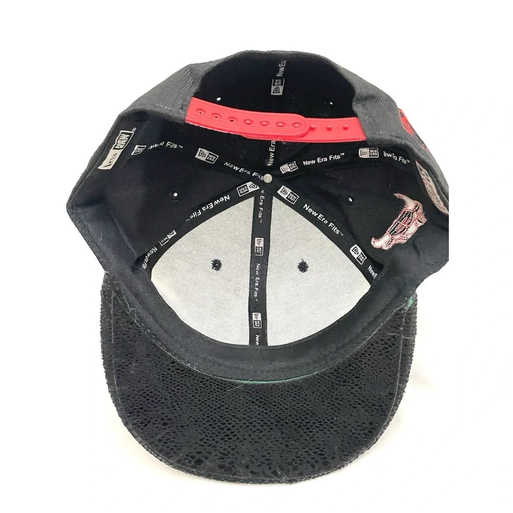 Chicago‎ Bulls New Era Snakeskin Bill Snapback Hat Black NBA Hardwood Classics